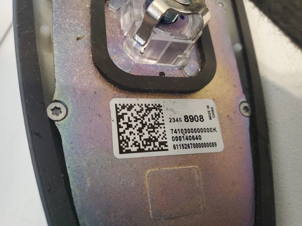 2016 CHEVROLET IMPALA ANTENA BARBATANA DE TUBARÃO CINZA METÁLICO FABRICANTE DE EQUIPAMENTO ORIGINAL 23468908 5L3 - Imagem 4 de 4