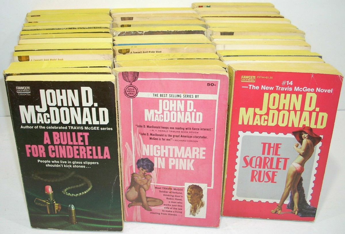 JOHN D. MACDONALD Paperback Book (Lot of 36) Travis McGee Crime