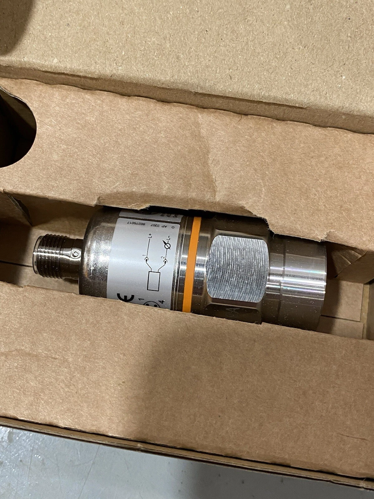 IFM PA3023 Pressure Sensor G 1/4 I Range 0-25bar Out 4-20mA Brand New In Box 8