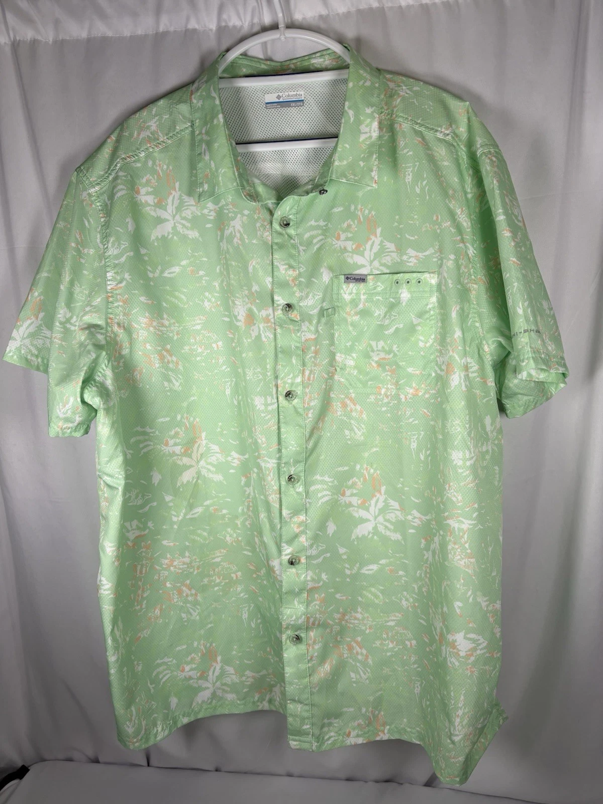 Columbia PFG Men’s XXL Fishing Shirt Vented Mint Green Floral Fish Print