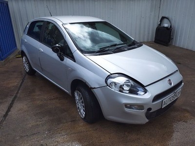FIAT PUNTO MK3 2012-2013 Main Fuse Box WITHOUT REFERENCE