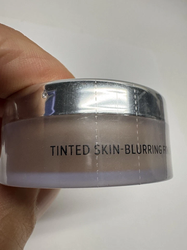 NEW IT Cosmetics Bye Bye Pores Finishing Powder Rich Tinted Skin-Blurring 2.7 g - Image 4 of 4