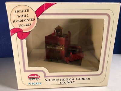 Model Power N Scale NO. 2565 HOOK & LADDER CO. NO.7 Lighted w/ 2 figures w/box