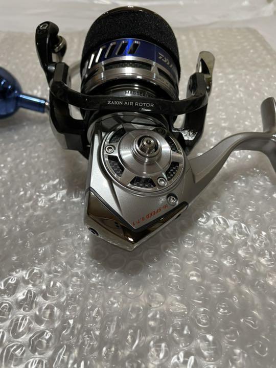 Daiwa Saltiga 4500H /fishing /Reel /Some scratches and stains