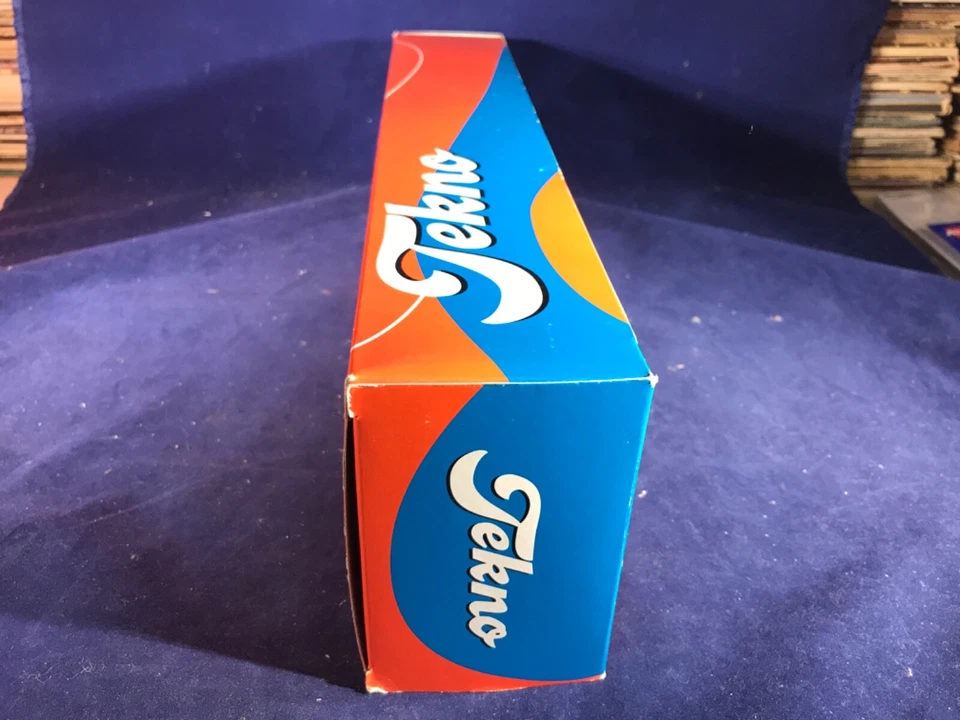 M-88 TEKNO 1:50 SCALE TRACTOR TRAILERS (PLASTIC) - CFS CRANELEIGH FREIGHT - NIB - Image 2 of 4