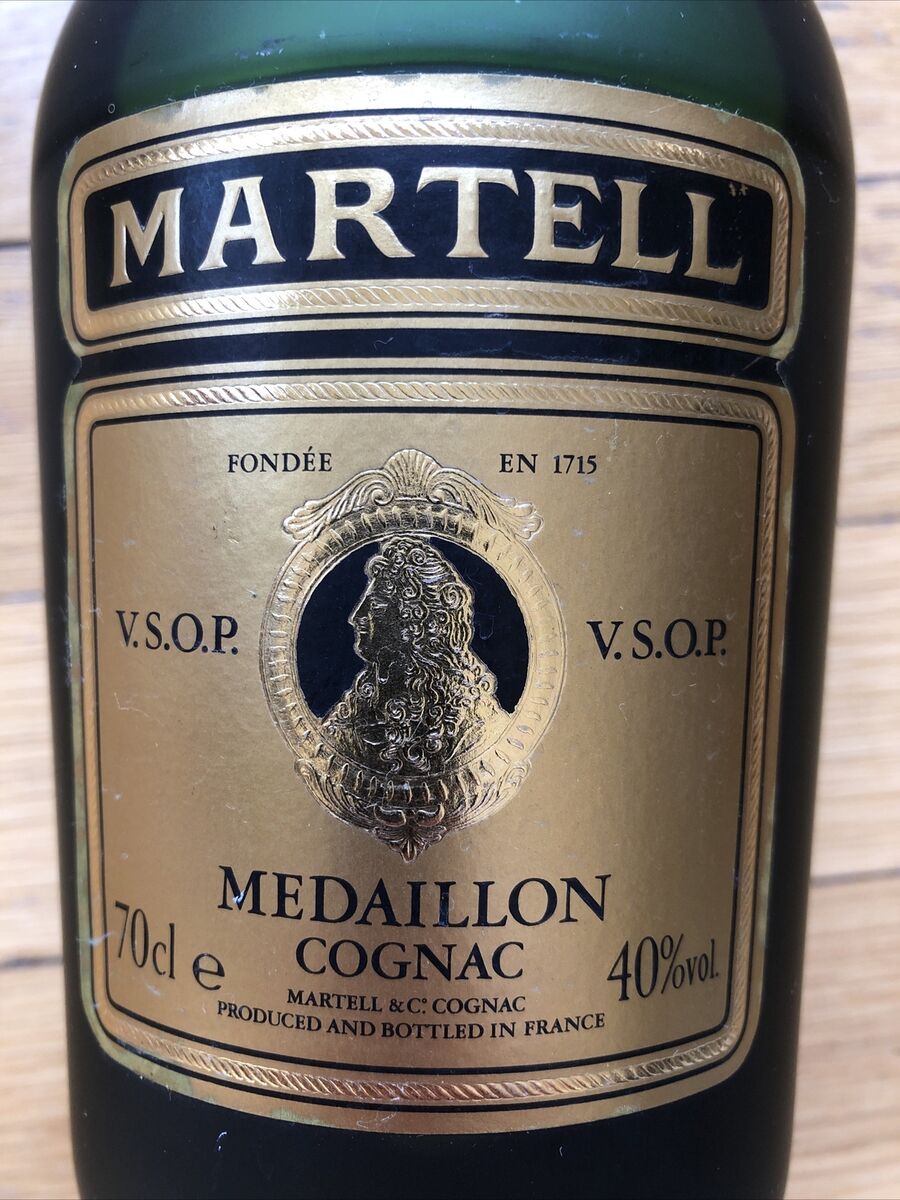Circa 1980 - Rare ancien Cognac MARTELL Médaillon Fine Circa 1980 - Rare ancien Cognac MARTELL Médaillon Fine