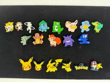 Pok mon Croc/Decorative Charms 19 Pieces Lot Pikachu Charmander