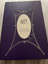 Thierry Mugler Alien Book of Mysteries Gift Set for Her Eau de Parfum 30ml