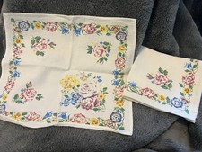 VINTAGE 1950s FLORAL PRINT HANKY BLUE  PINKS. White Background Good Condition