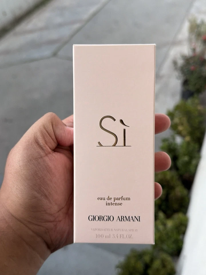 Giorgio Armani Sì Eau de Parfum Intense 100ml | Perfume Elegante y Duradero - Imagem 2 de 4
