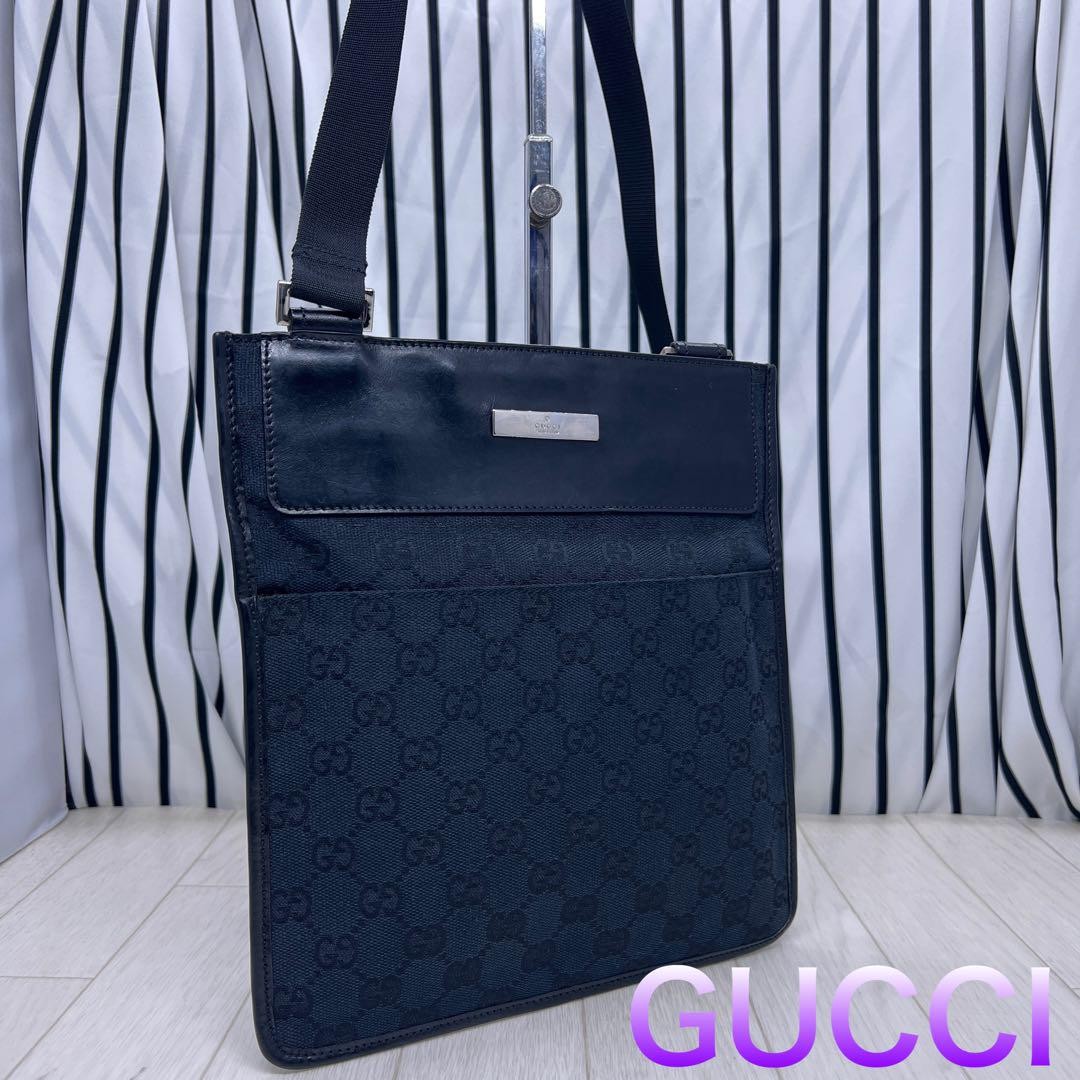 GUCCI GG Monogram Crossbody Shoulder Bag with Chain Strap