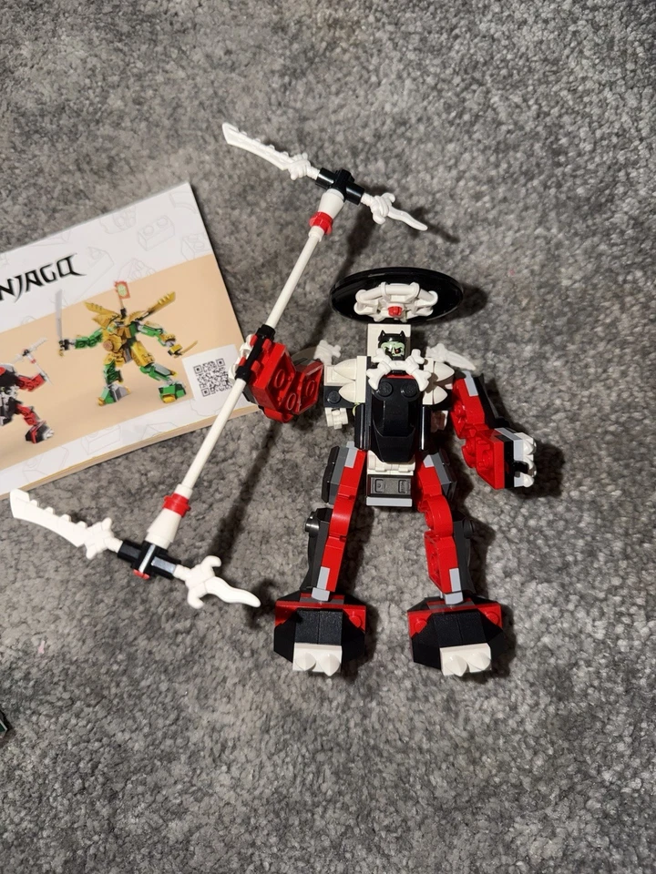LEGO Ninjago 71781 Lloyd's Mech Battle EVO, photo 4 of 5