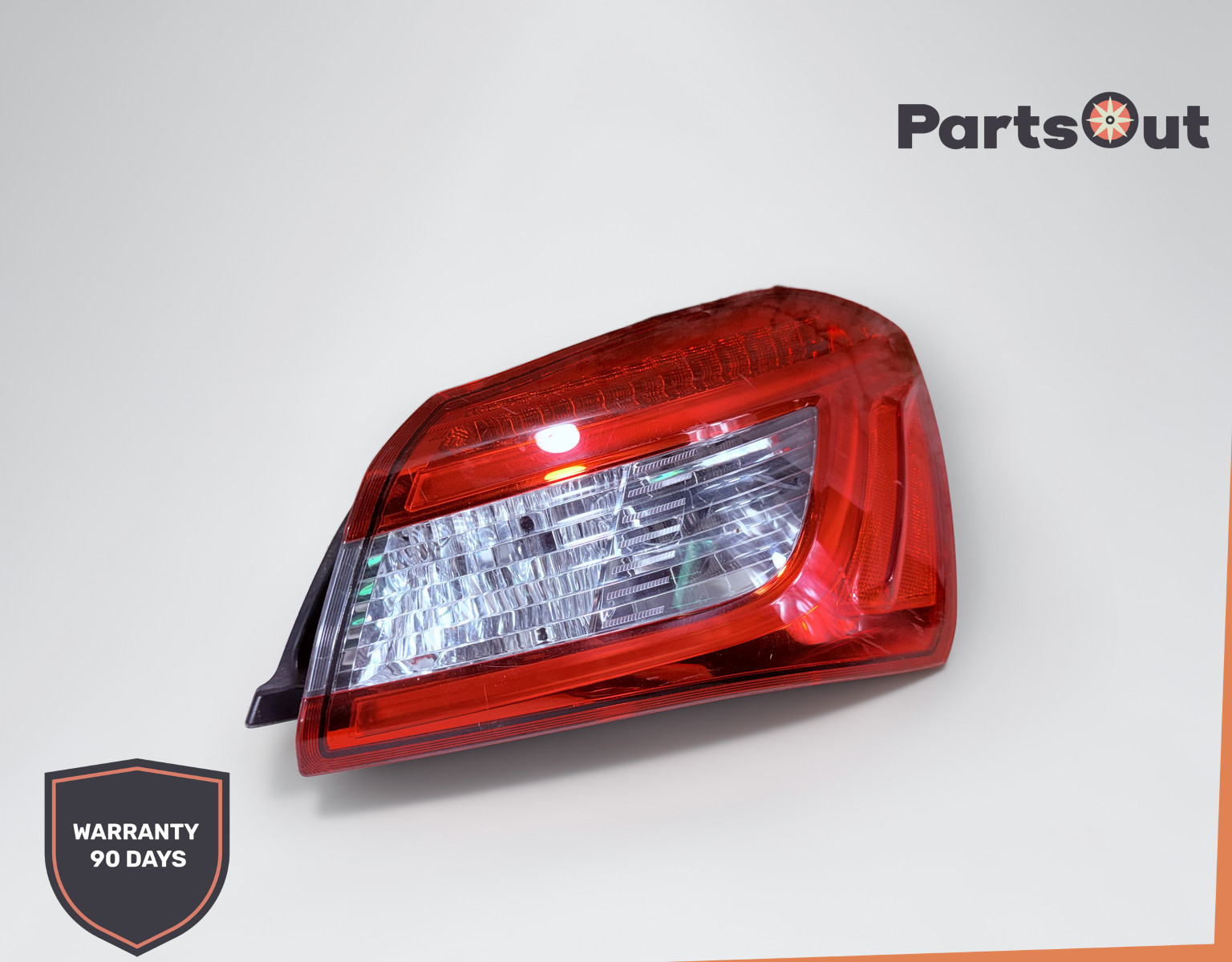 2014-2020 Maserati Ghibli Rear Right Outer Taillight LED Taillamp On Quarter RH
