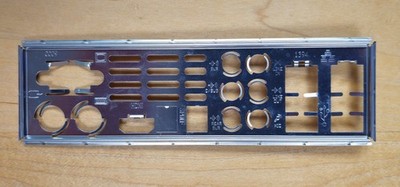 i/o shield plaque arriere en PLA pour ABIT I-45C