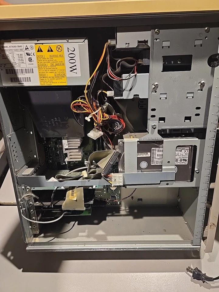 Gateway LP Mini Tower Performance 500 Intel Pentium 3 No HDD - Image 3 of 4