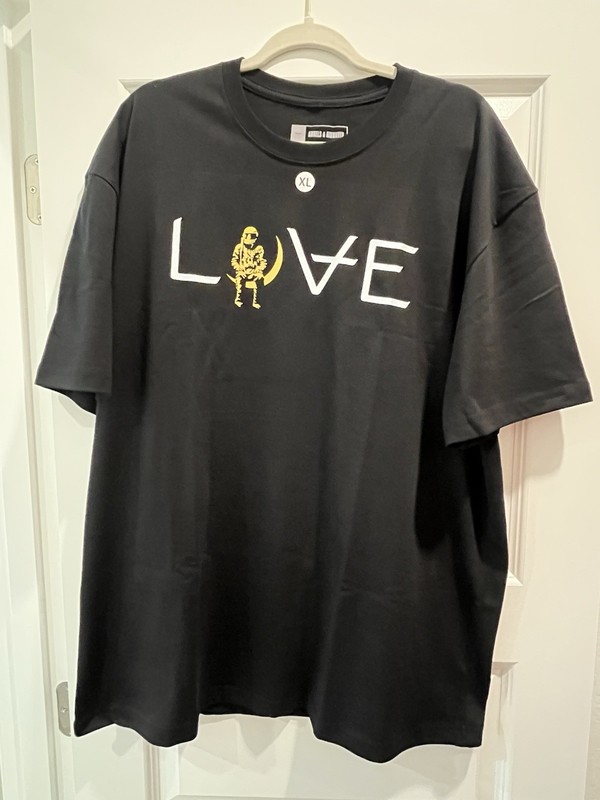 Angels and Airwaves T-shirt Love Album Size XL Short Sleeve Black Band Tee