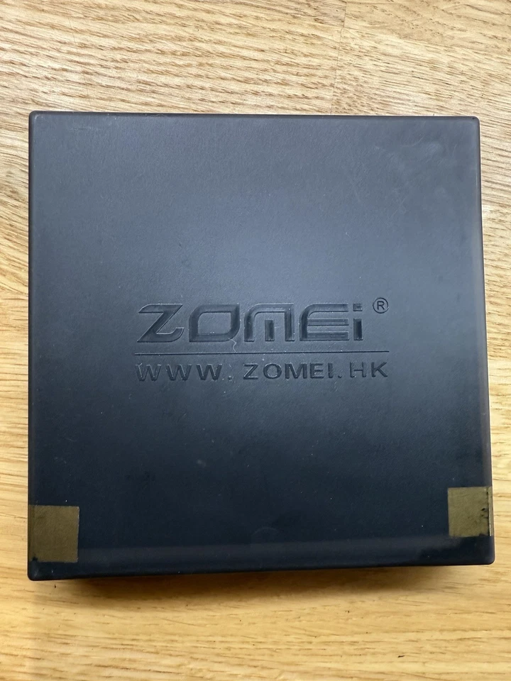 Cased Zomei DW1 Wide Band Pro UV 82mm Lens Filter Excellent Condition In Box - Image 3 of 4