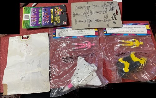 Pink & Yellow Power Rangers lot 2 x McDonald's 1995 Sealed & Magnets + 4 figures - Picture 2 of 3