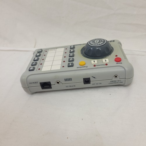 BACHMANN DCC 44901 E-Z Command Control Center HO / N Scale Train Controller - Picture 4 of 8