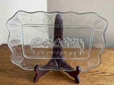 Vintage Tiara LAST SUPPER TRAY 11" x 7" Intaglio Clear Pressed Glass; USA; Bread