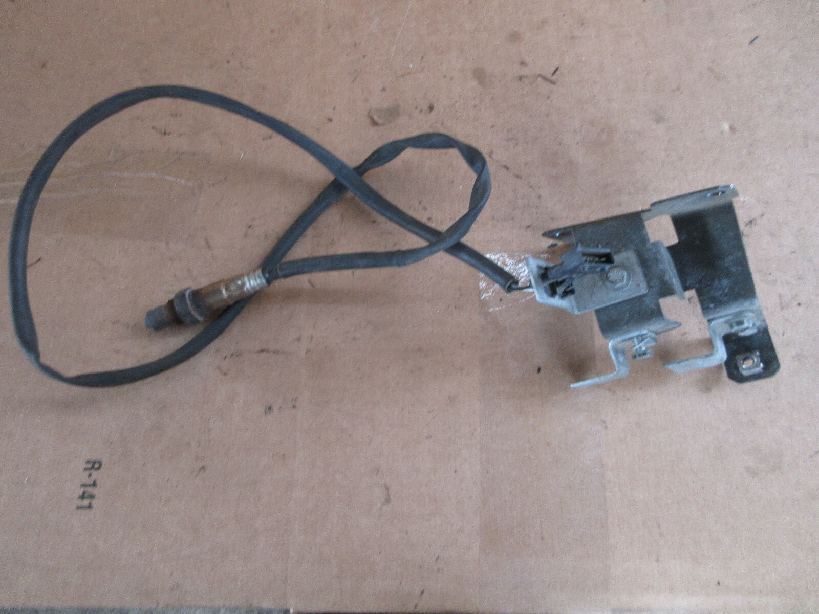 Ferrari 360 - Rear Lambda Feeler Long Cable With Bracket - 180915