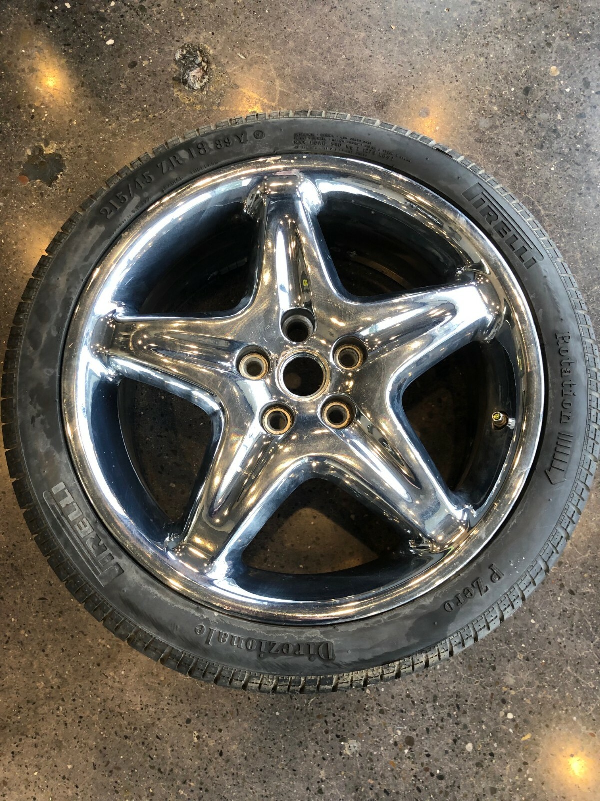 Ferrari F355, Front Wheel / Rim, Chrome, Flaws, Used, P/N 166475