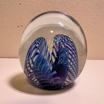 ロバートアイクホルト ROBERT EICKHOLT ペーパーウェイト 1992 Vintage signed Robert eickholt glass paperweight blue Ribbon Swirl