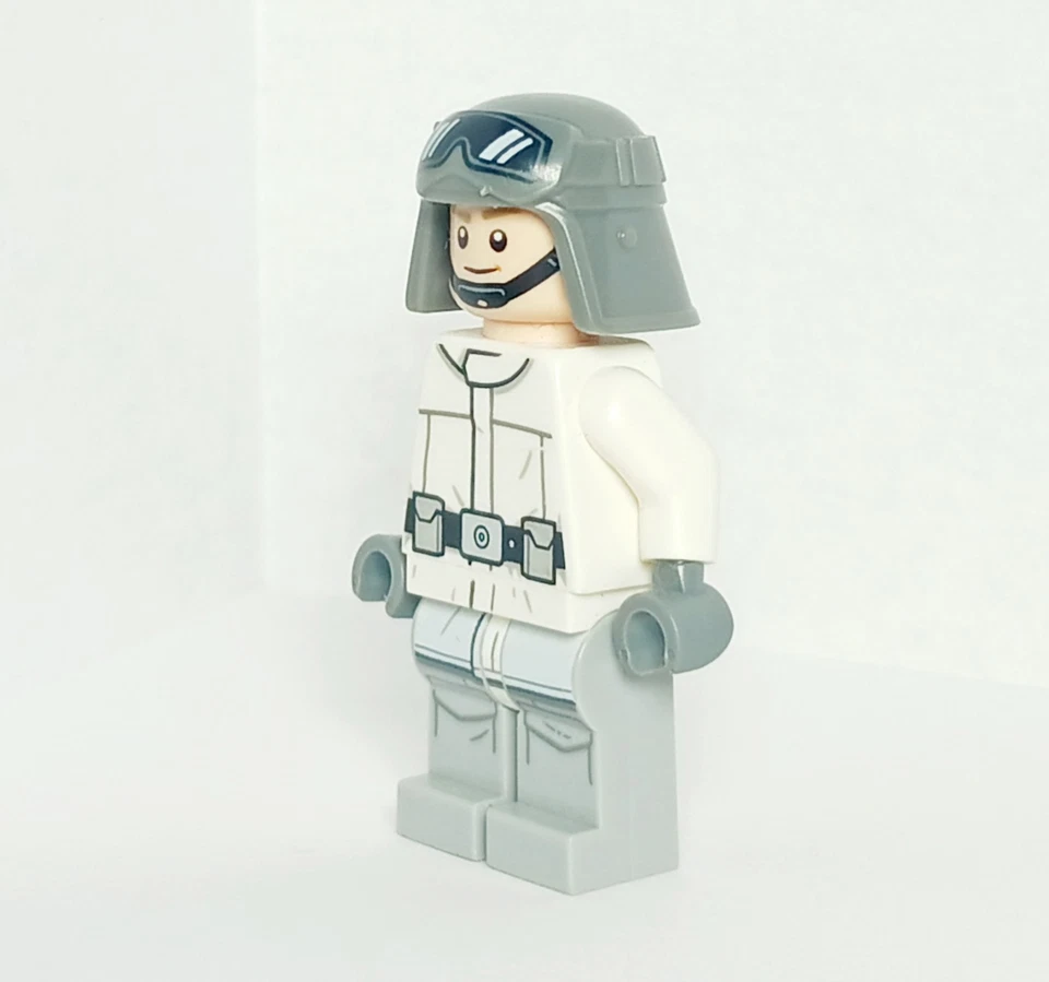 Lego Star Wars Minifigure: Hoth Imperial AT-ST Driver - Image 2 of 3