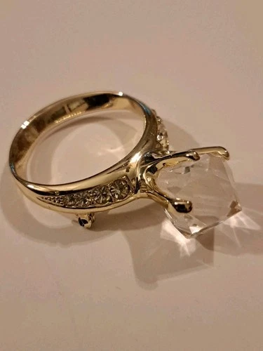 Vintage CAJC 2.5" Diamond Ring Gold Tone Pin Brooch Costume Jewelry Signed