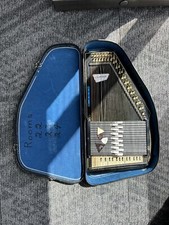 Vintage Autoharp Oscar Schmidt
