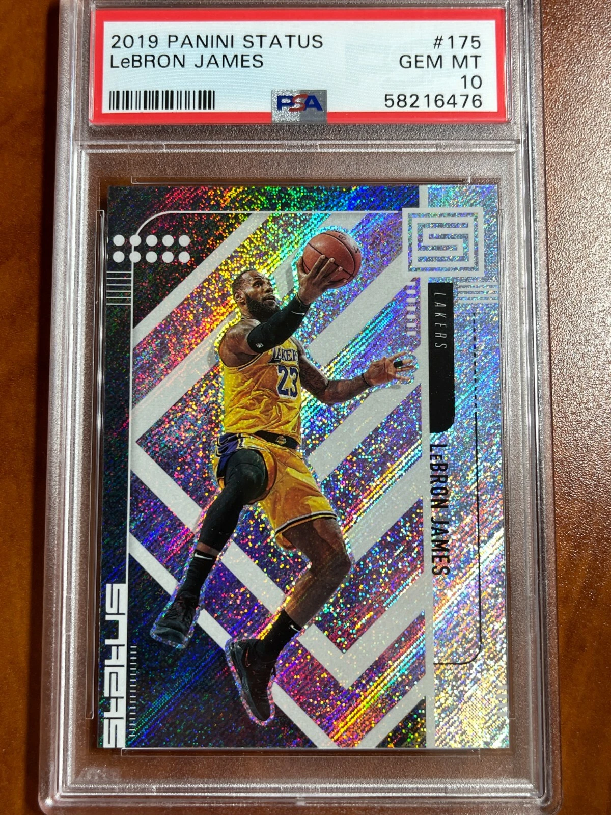 2019 LeBron James [White Diamonds] #175