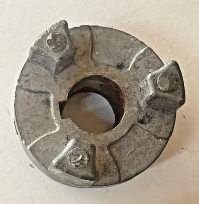 Gerbing coupling ZHM G-100 5/8  bore.  2  diameter.