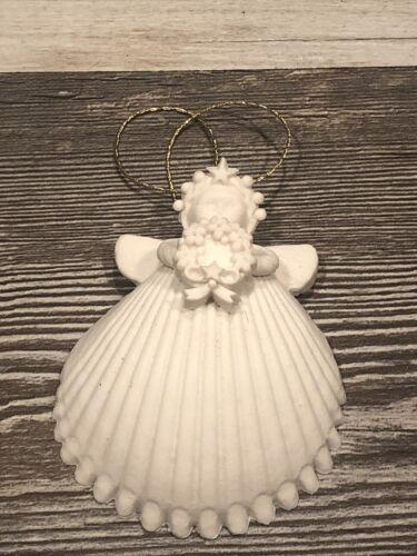 Margaret Furlong Shell Angel Ornament Carriage House Studio1995 Flower Wreath - Picture 1 of 7