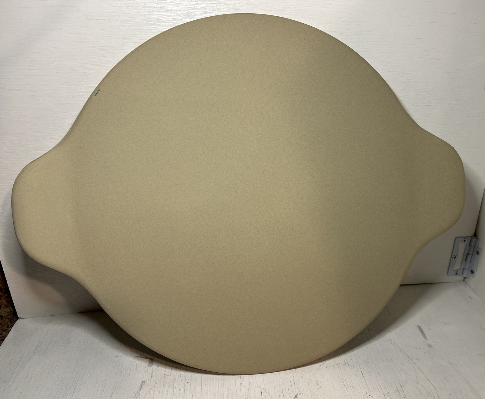 PAMPERED CHEF PIZZA STONE 15 INCH LARGE ROUND STONE WITH HANDLES NEW