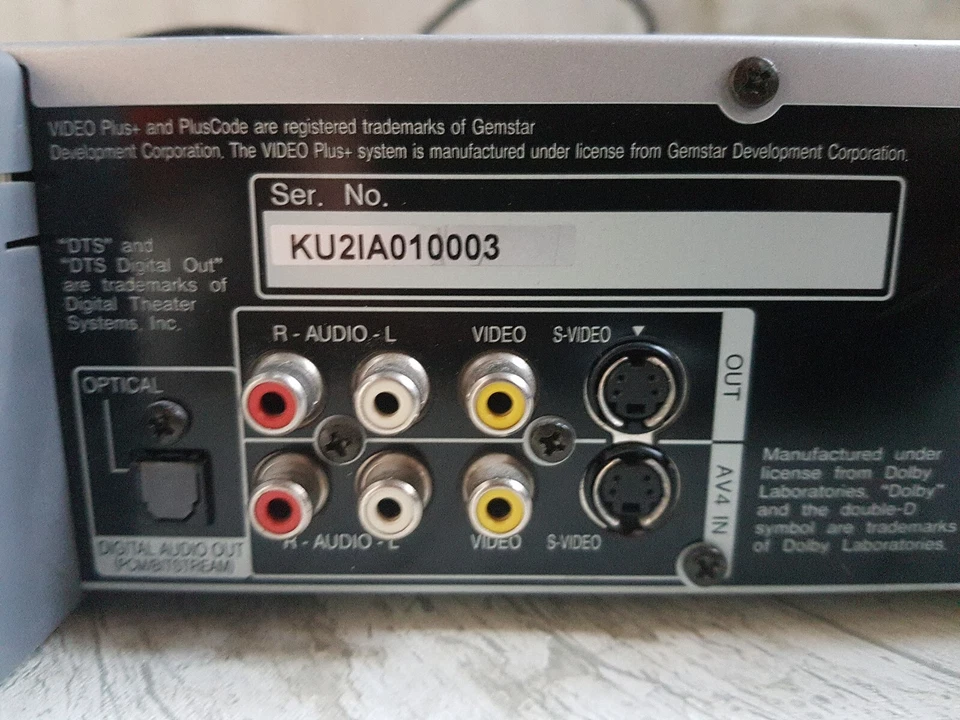 Panasonic DMR-E30EB DVD HDD Recorder (NO remote) - Image 3 of 4