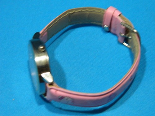 Rare STROBERRY HELLO KITY  WATCH  - Picture 7 of 7