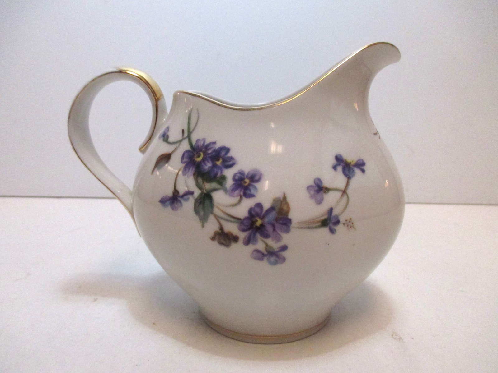 Vtg Meito Norleans Adele Violet Pattern China Setting for 8 Missing 3 Teacups