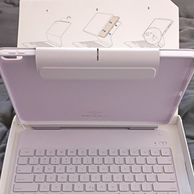 ESR White Keyboard Folio Case for Apple Bluetooth Keyboard & Stand