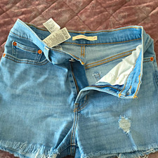 Levi's High Rise Women's Cut Off Shorts Size 27 Light Wash Blue Denim 5-Pkt
