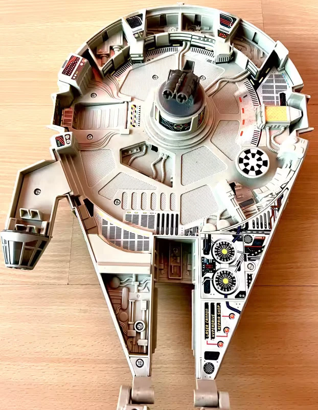 Legacy Star Wars Nave Halcón Milenario 1996 Galoob Toys Completo - Imagen 2 de 3