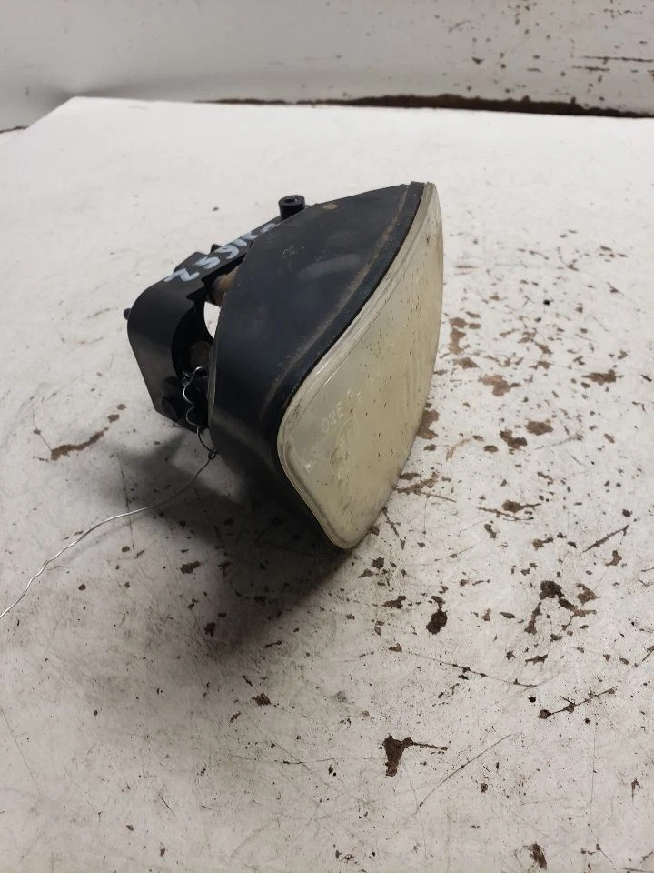 乘客转角/公园灯雾灯适用于 02-09 拖车 1333011 — 第 2/4 张图片