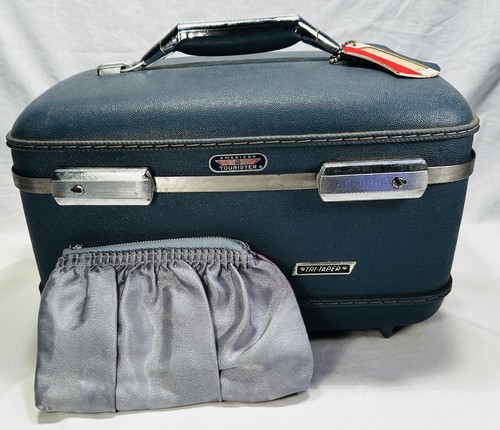 VTG American Tourister Tri-Taper Train Makeup Suitcase Carry On Blue w/tray READ - Picture 1 of 16