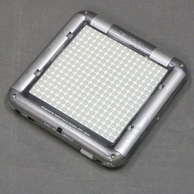 TENORI-ON テノリオン YAMAHA TNR-O Yamaha Tenori-on - Wikipedia