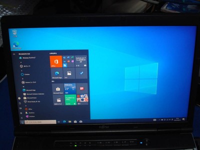 高速SSD120GB搭載 第三世代 Core i5-3320M LIFEBOOK E742/F（1600×900