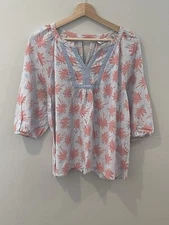 Crown & Ivy Womens Top Blue White Pink Palm Trees Boho Blouse Size Large Petite