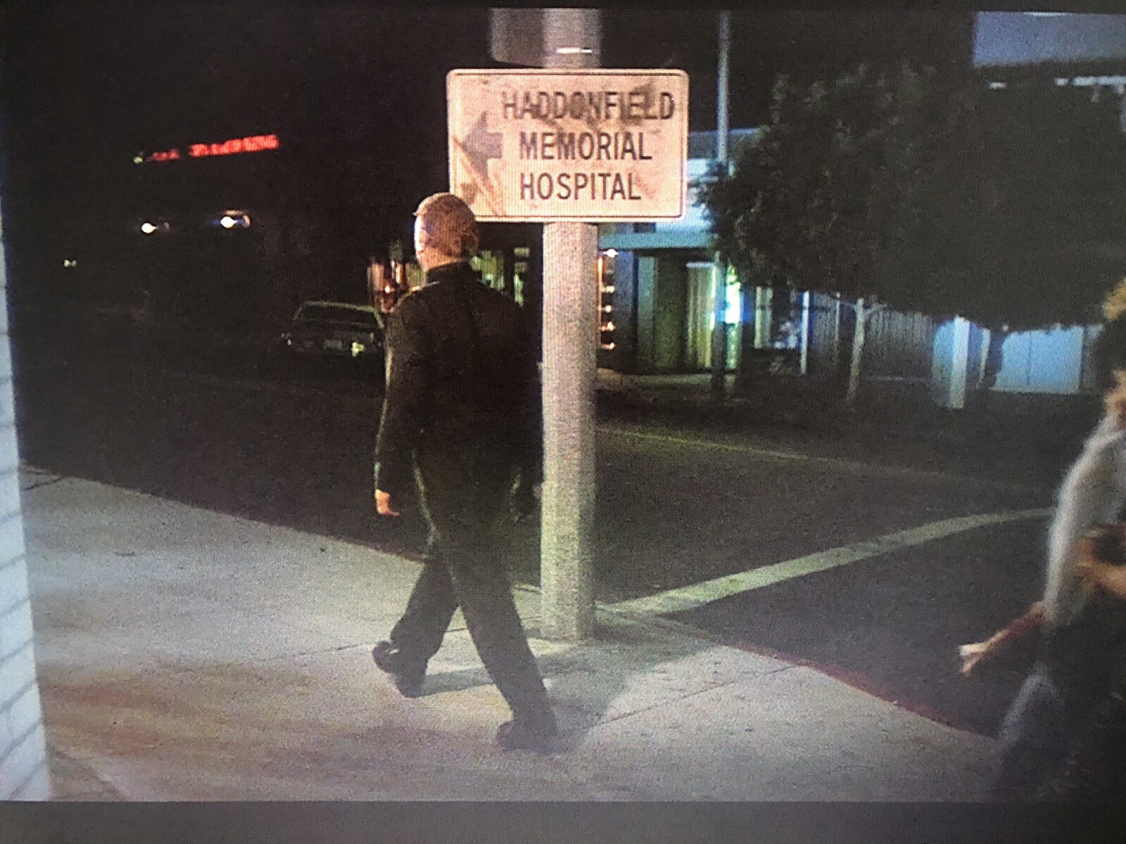 neca halloween diorama