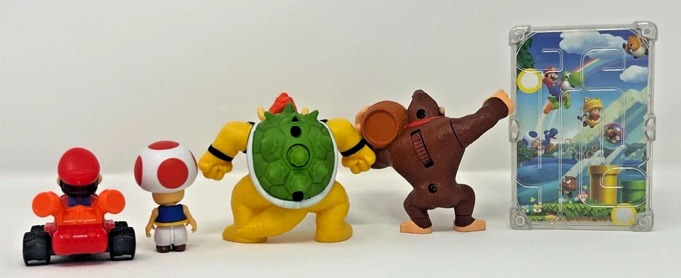 Lote Mixto de 4 Figuras Mcdonalds Happy Meals y Doble Laberinto Mundial de Super Mario Bros Foto 4 de 4