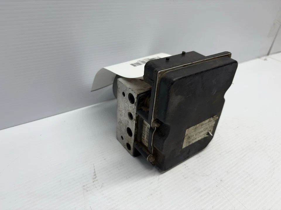 04-05 BMW 645CI MÓDULO BOMBA DE FREIO ABS ANTIBLOQUEIO COM DIREÇÃO ATIVA 34516769707 - Imagem 2 de 4