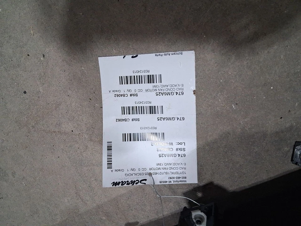 2025 Cadillac Escalade iQ Radiator Fan Motor 3124313 - Image 2 of 4