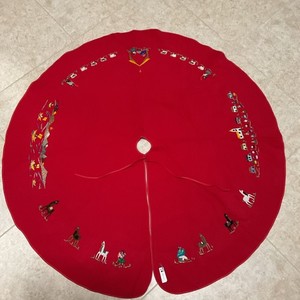 44” TREE SKIRT, HANDMADE IN BOLIVIA, NWT